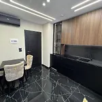 Prestige アパート *
